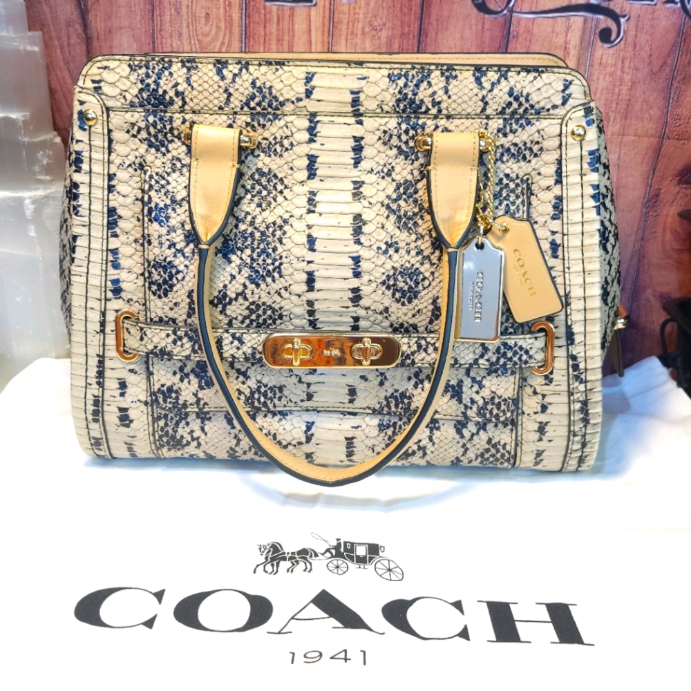 COACH SWAGGER F37585